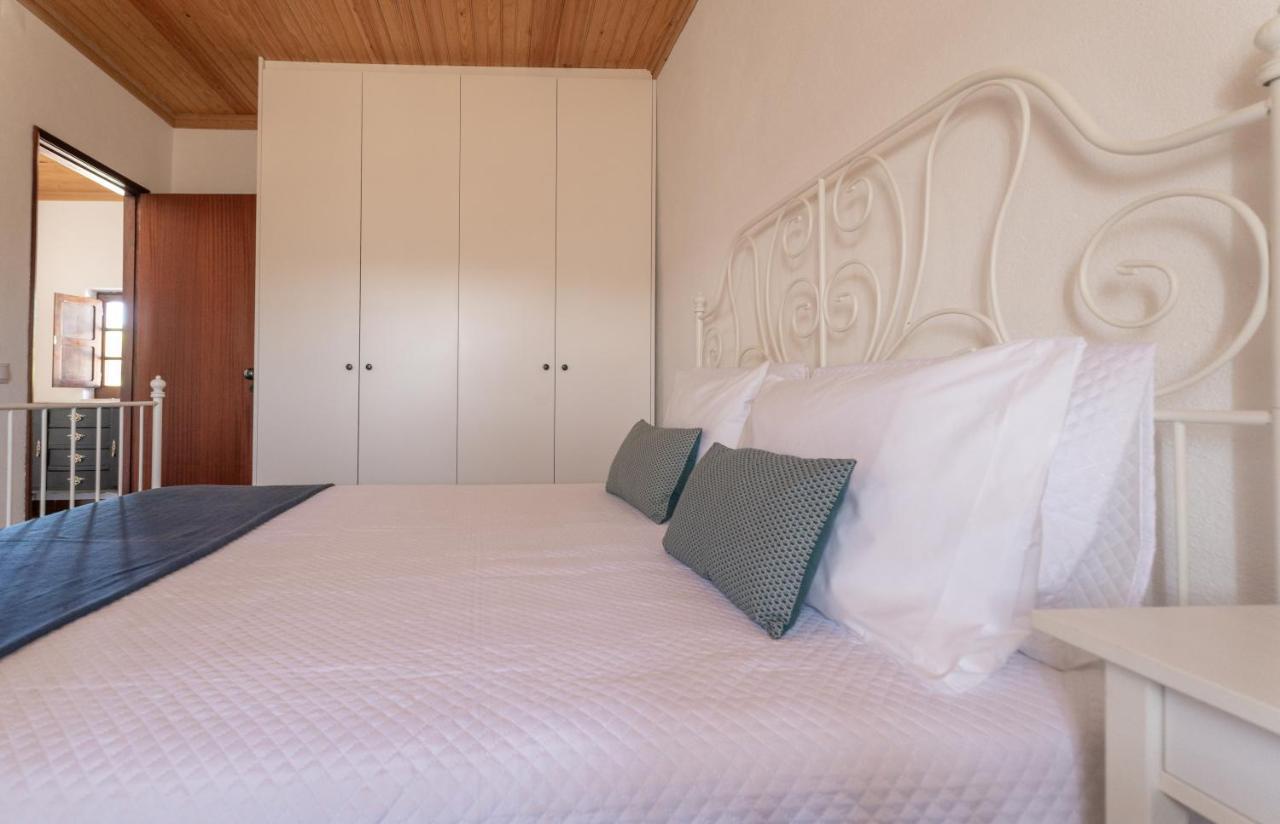 - Quinta 3 Nogueiras Holiday home Abitureiras